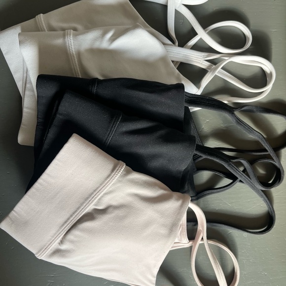 lululemon athletica Tops - Lulu lemon Flow y Nulu Longline Bras *light support* A-C cups, size 6